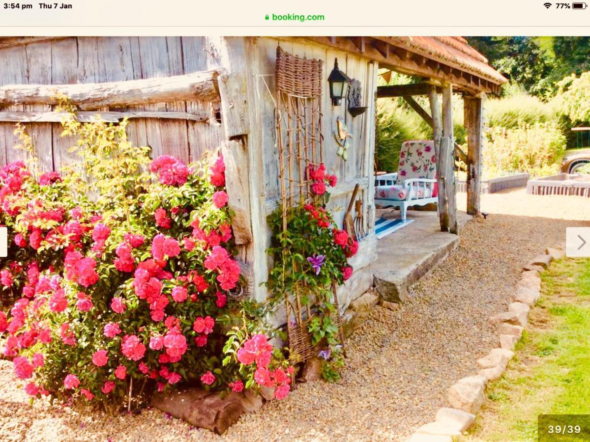 Maison Mai Or La Petite Maison Mai Or La Petite Grange Or All Three La Chapelle-Urée 外观 照片