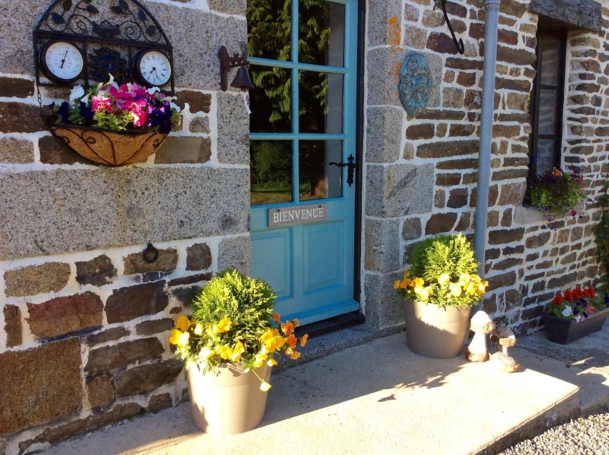 Maison Mai Or La Petite Maison Mai Or La Petite Grange Or All Three La Chapelle-Urée 外观 照片