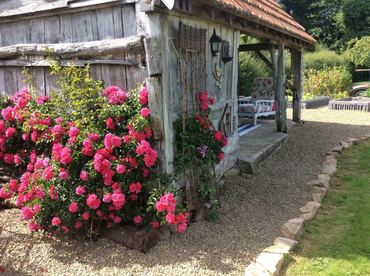 Maison Mai Or La Petite Maison Mai Or La Petite Grange Or All Three La Chapelle-Urée 外观 照片