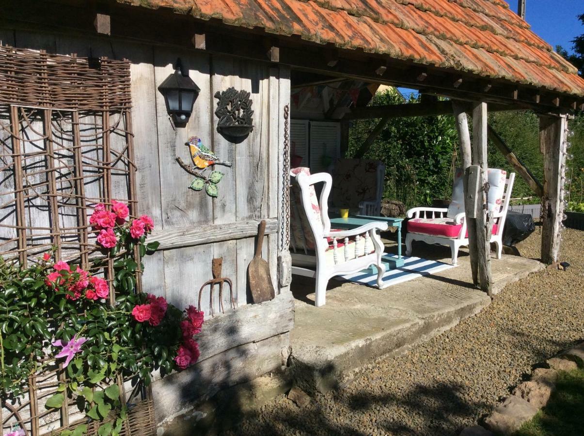 Maison Mai Or La Petite Maison Mai Or La Petite Grange Or All Three La Chapelle-Urée 外观 照片